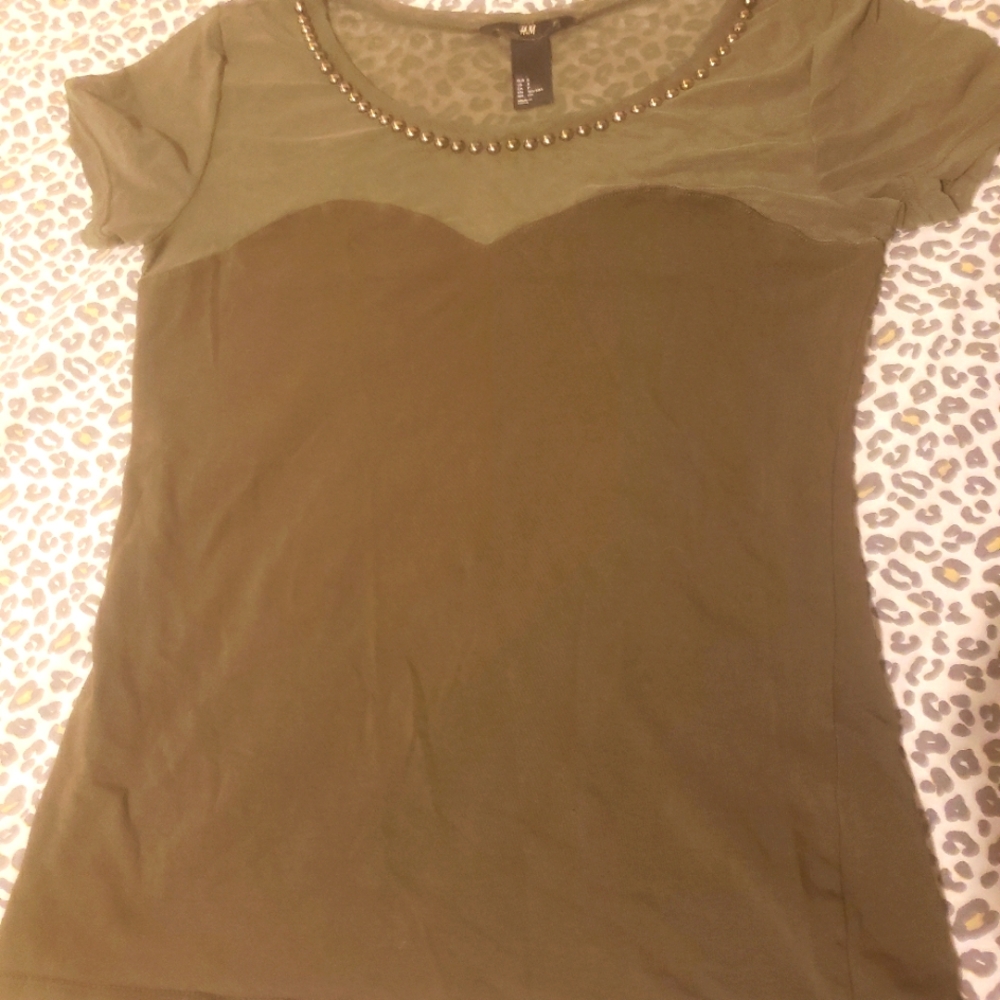 H&M sheer top green tee